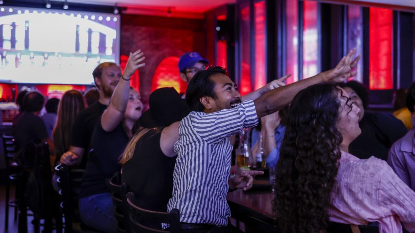 WASHINGTON, DC – AUGUST 23: People react as they watch the first 2024 Republican presidential primary debate at Johnny Pistolas bar on August 23, 2023 in Washington, DC. Eight presidential candidates squared off in the first Republican debate in Milwaukee, Wisconsin. (Photo by Anna Moneymaker/Getty Images)